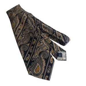Briar The Penthouse At Justers Silk Tie Navy Gold Paisley Mens Necktie Vintage
